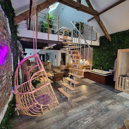 Loft Avec Privatif 4* Frameries